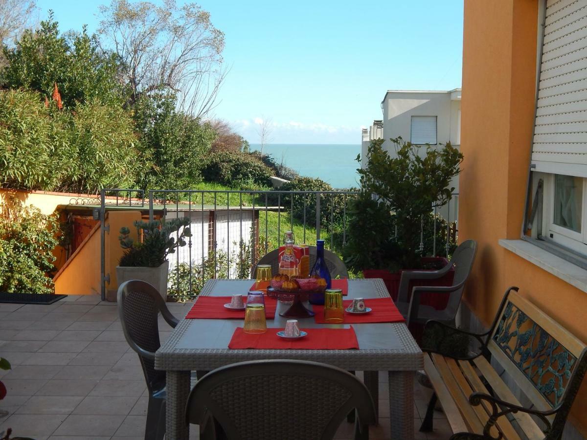Casa Linda, A Due Passi Dal Mare Apartman Numana Kültér fotó