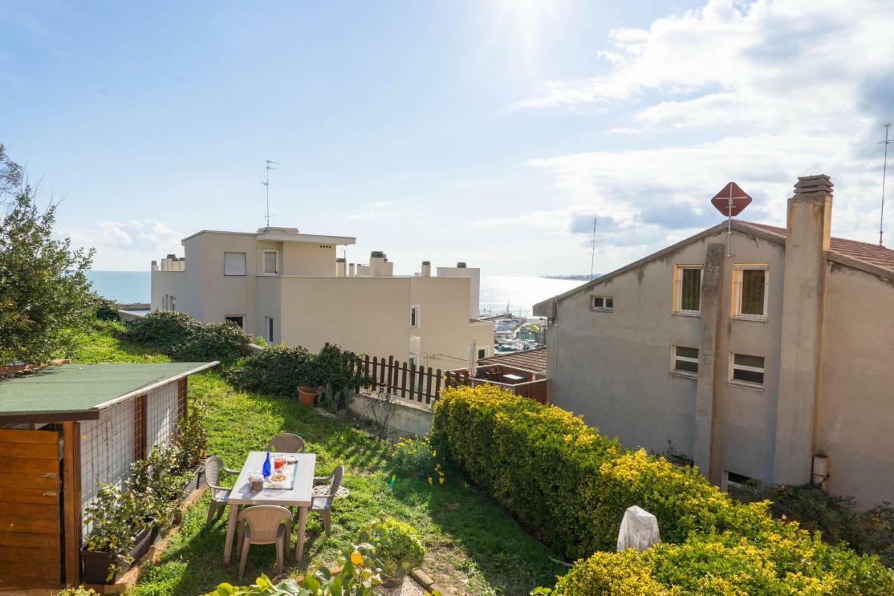 Casa Linda, A Due Passi Dal Mare Apartman Numana Kültér fotó